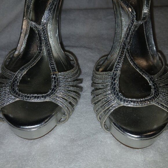 Aldo Silver Leather Open Toe Ankle Strap Heels - Picture 6 of 6